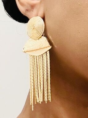 New! Gold tassel earrings